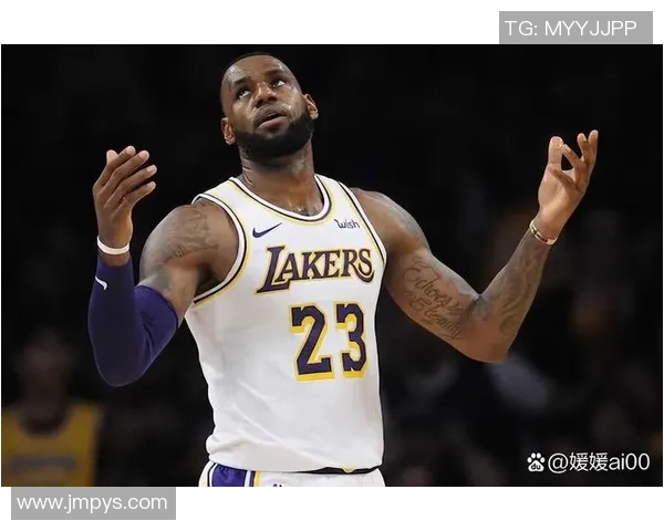 詹姆斯历史性成就达成成为首位四万分一万板一万助的传奇球员